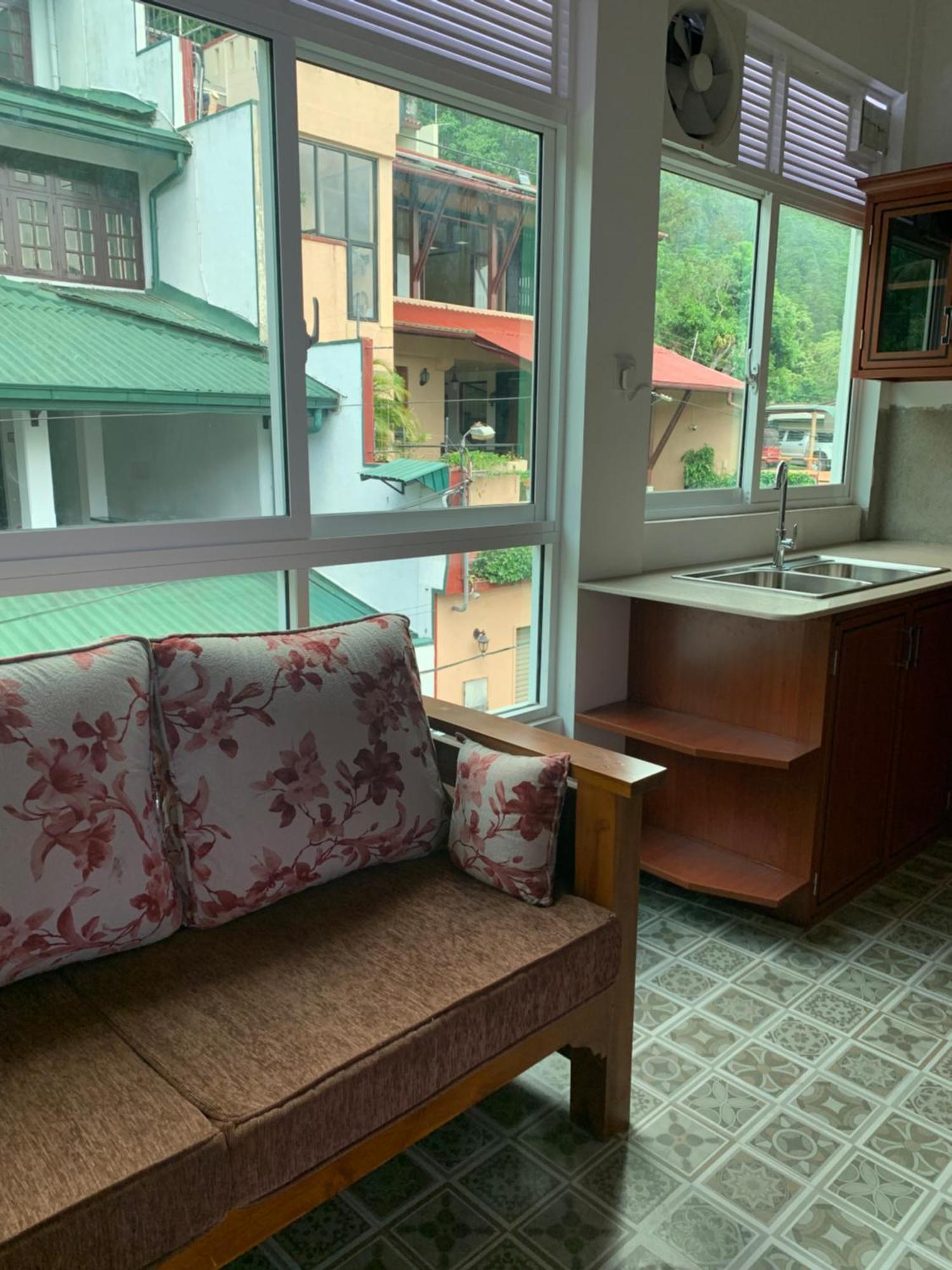 Luxury Apartment The Walkers Nest Канди Екстериор снимка